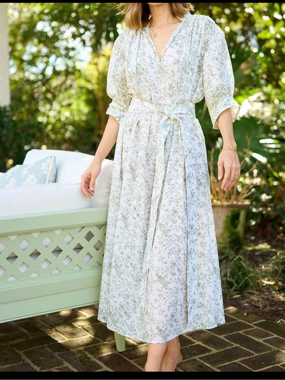 Parterre Green Floral Tie-Waist Wrap Dress Robe in White and Sage
